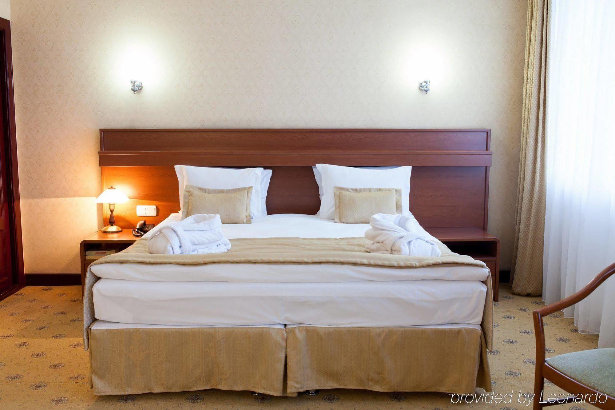 City Hotel Tien Shan Koktobe Exterior foto